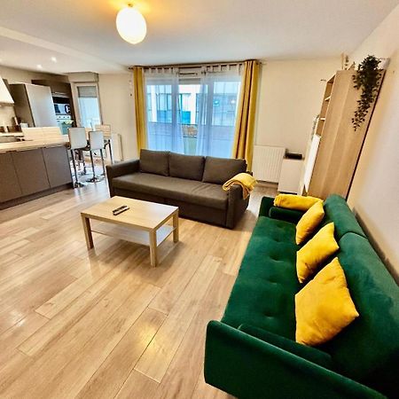 Top !!! 3 Chambres, Climatisation, Terrasse 维勒班 外观 照片