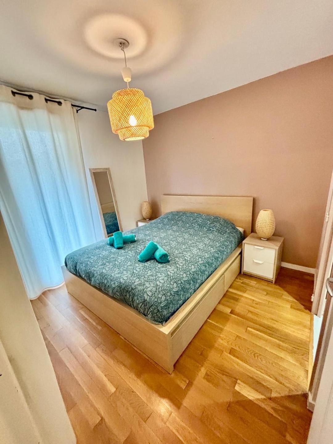 Top !!! 3 Chambres, Climatisation, Terrasse 维勒班 外观 照片